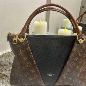 Louis Vuitton Monogram V Tote